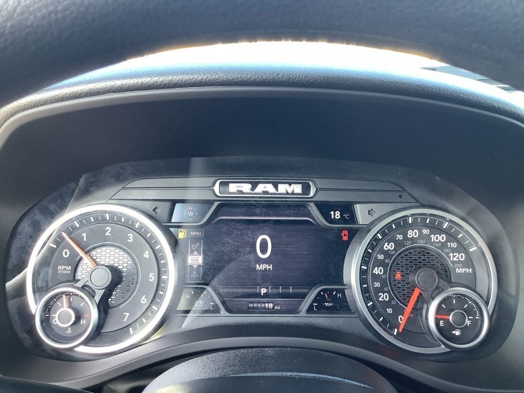 2026 RAM 1500 RAM 1500 WARLOCK CREW CAB 4X4 5'7' BOX