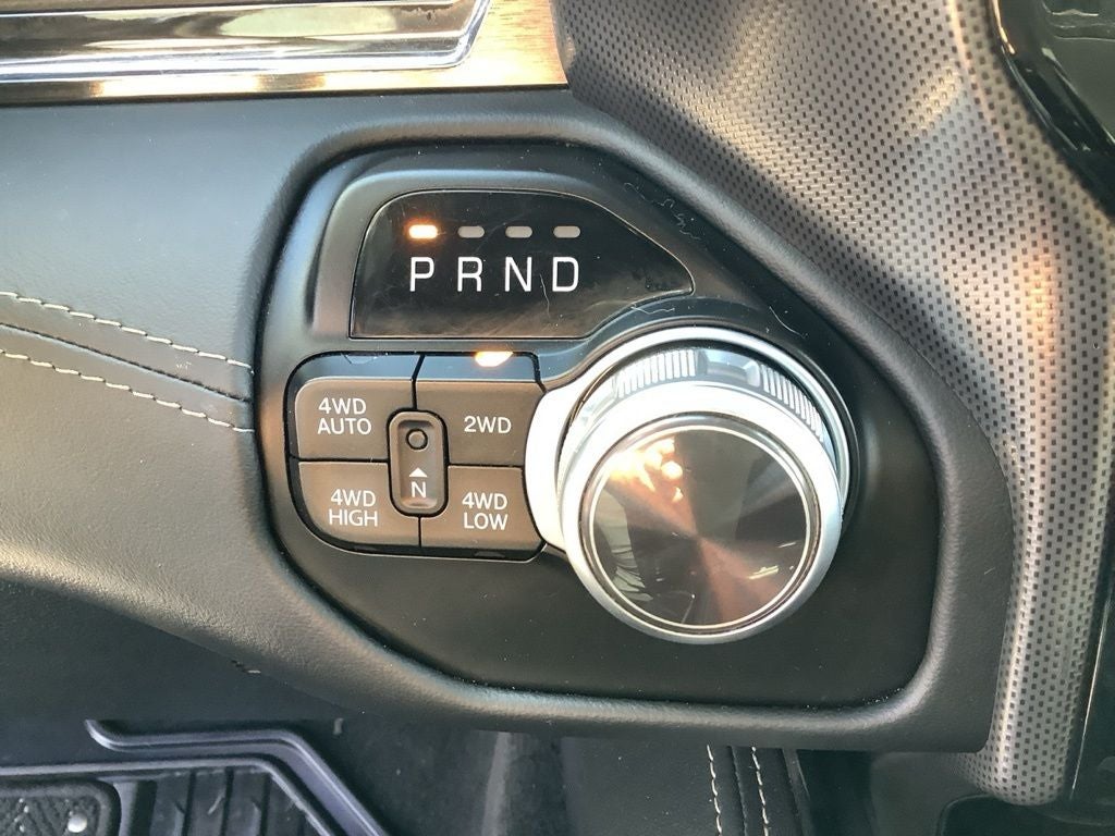 2022 RAM 1500 Limited Crew Cab 4x4 5'7' Box