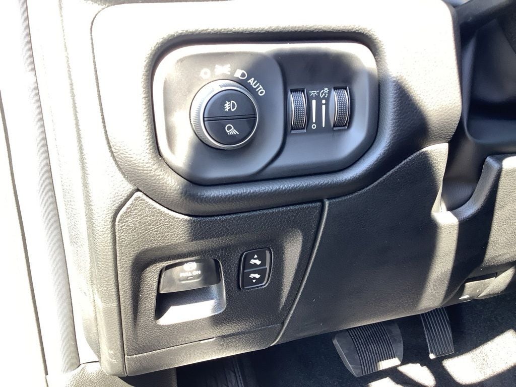2027 RAM Ram 1500 RAM 1500 LARAMIE CREW CAB 4X4 5'7' BOX