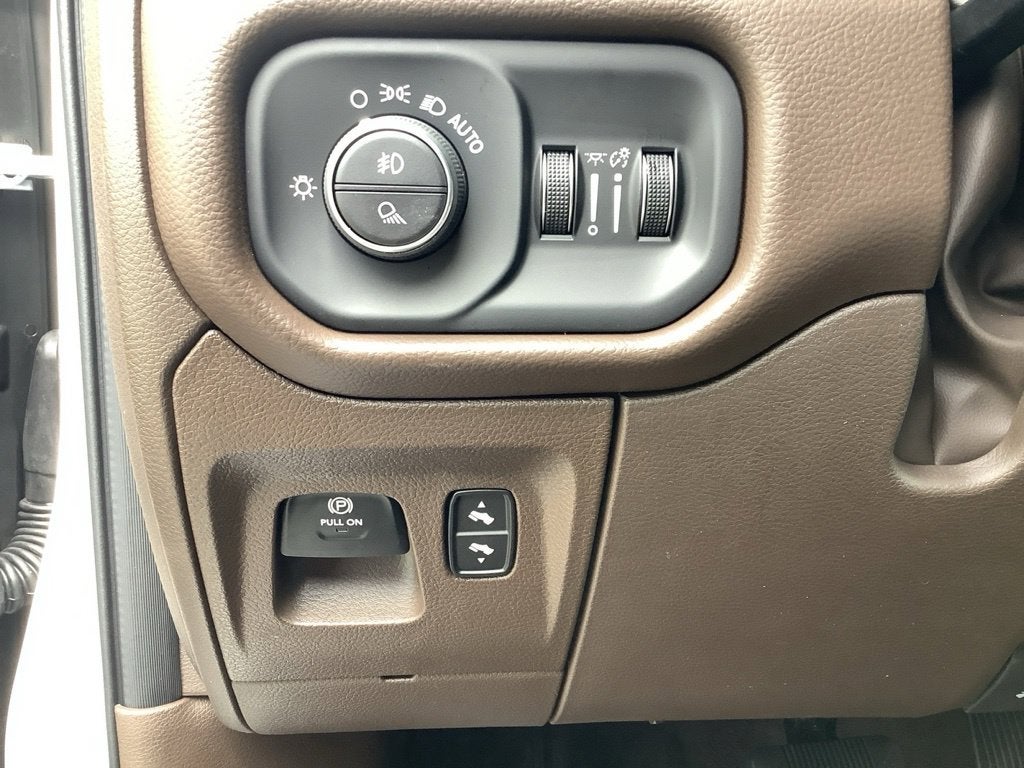 2027 RAM Ram 1500 RAM 1500 LARAMIE CREW CAB 4X4 5'7' BOX