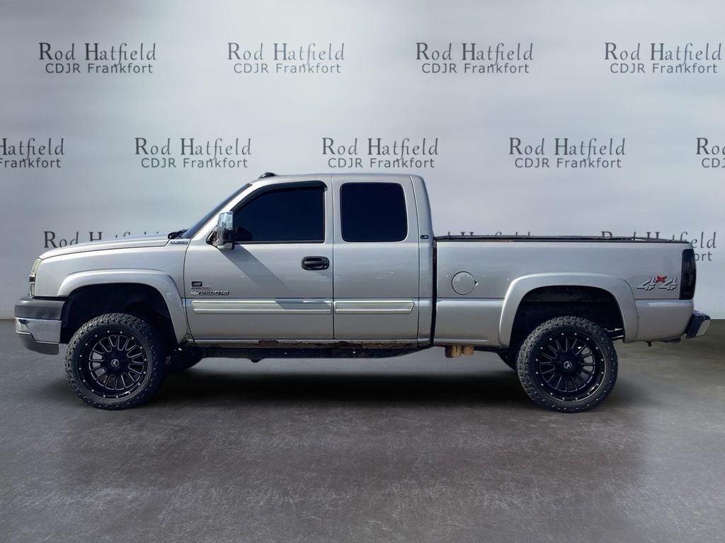 Used 2004 Chevrolet Silverado 2500HD LS with VIN 1GCHK29224E325349 for sale in Frankfort, KY