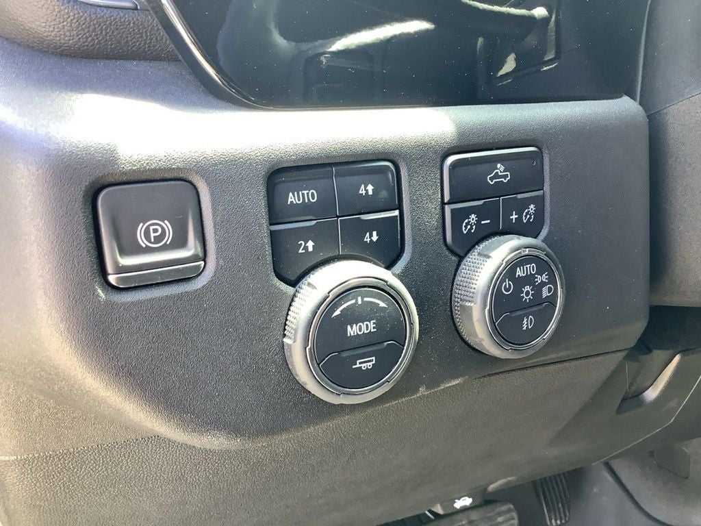 2024 Chevrolet Silverado 1500 4WD Crew Cab Short Bed RST