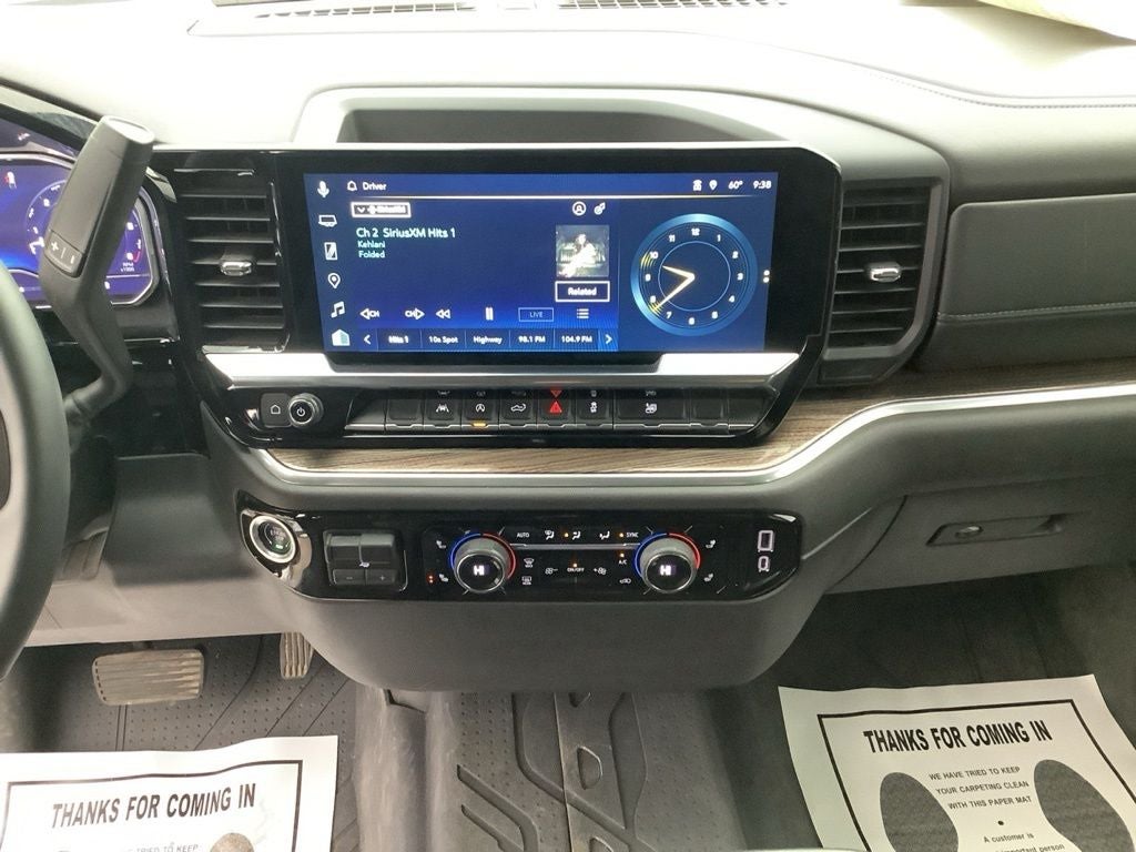 2024 Chevrolet Silverado 1500 4WD Crew Cab Short Bed RST