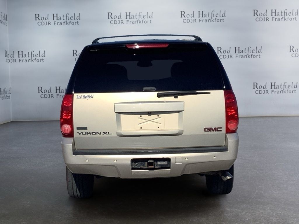2011 GMC Yukon XL 1500 SLT