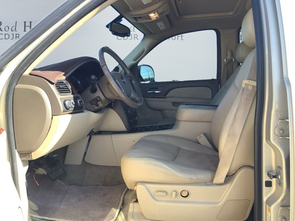 2011 GMC Yukon XL 1500 SLT
