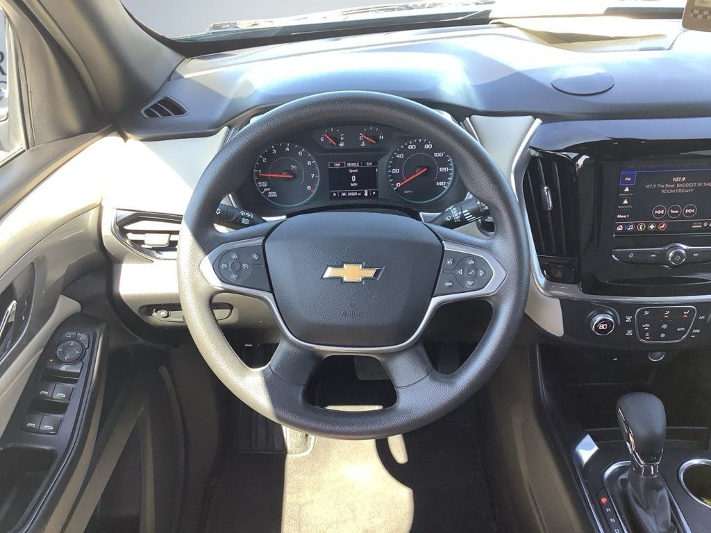 2023 Chevrolet Traverse FWD LS