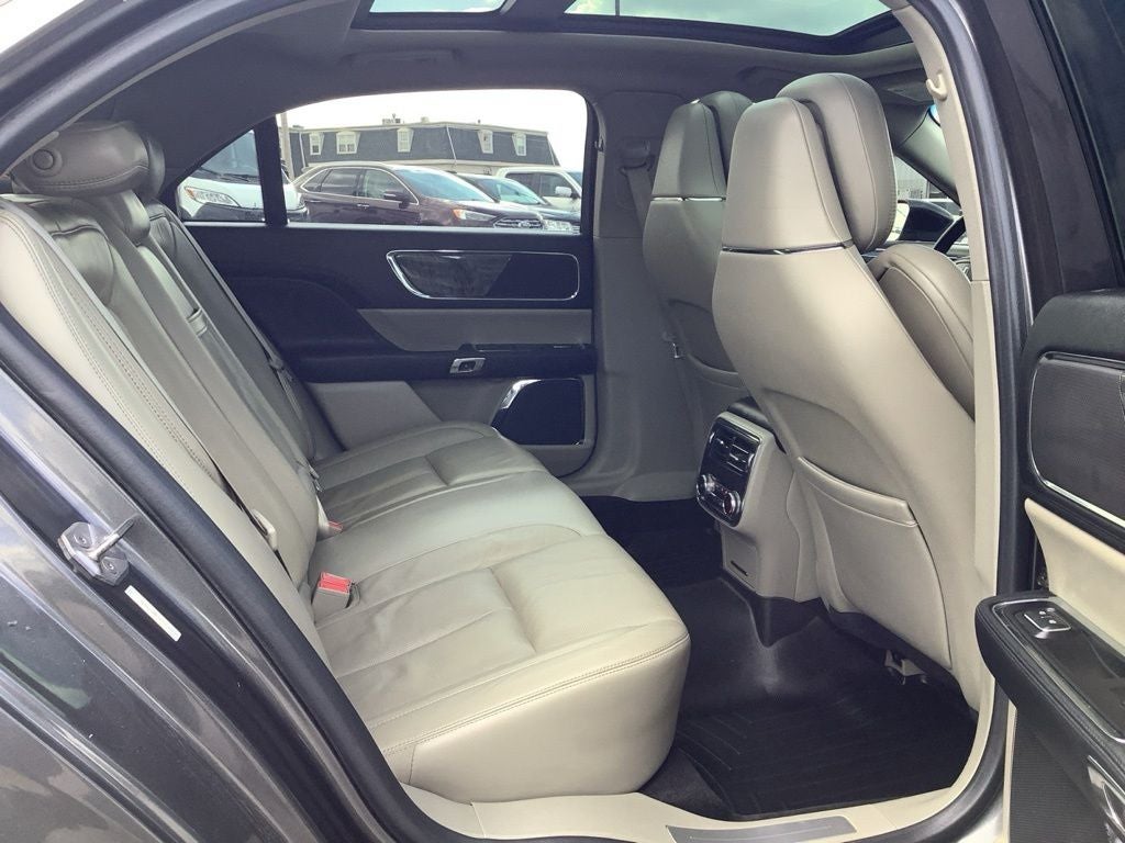 2017 Lincoln Continental Reserve
