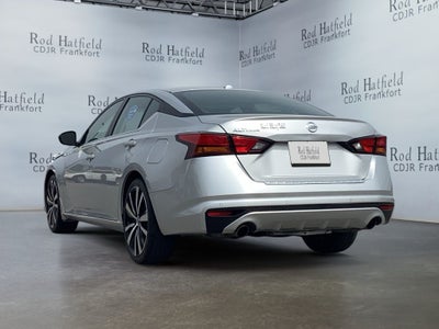 2022 Nissan Altima SR FWD