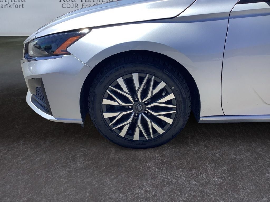 2023 Nissan Altima SV FWD