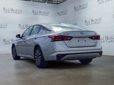 2023 Nissan Altima SV FWD