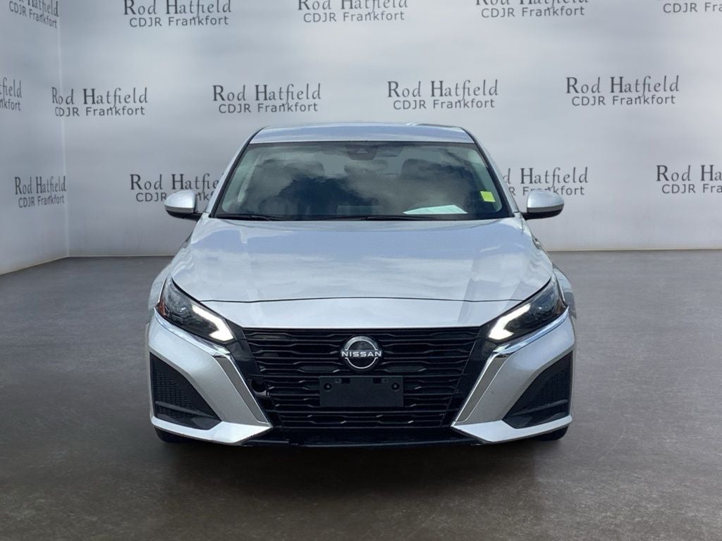 2023 Nissan Altima SV FWD