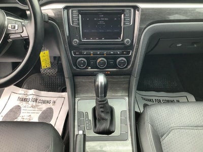 2016 Volkswagen Passat 1.8T SE