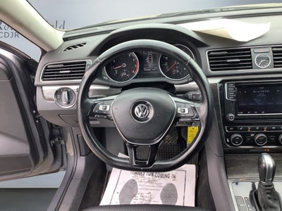 2016 Volkswagen Passat 1.8T SE