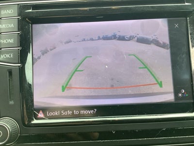 2016 Volkswagen Passat 1.8T SE