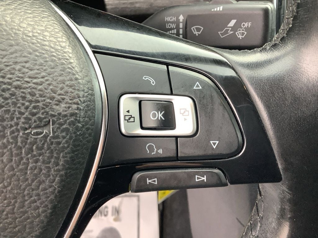 2016 Volkswagen Passat 1.8T SE