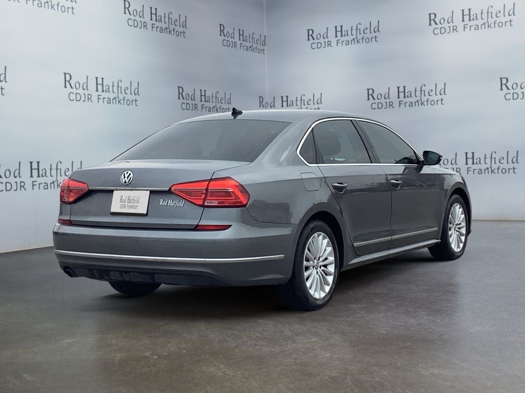 2016 Volkswagen Passat 1.8T SE