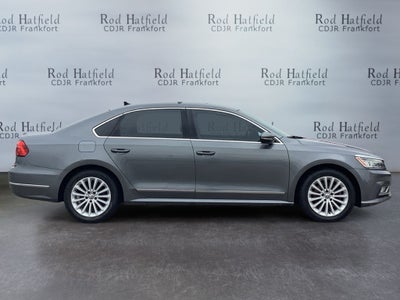 2016 Volkswagen Passat 1.8T SE