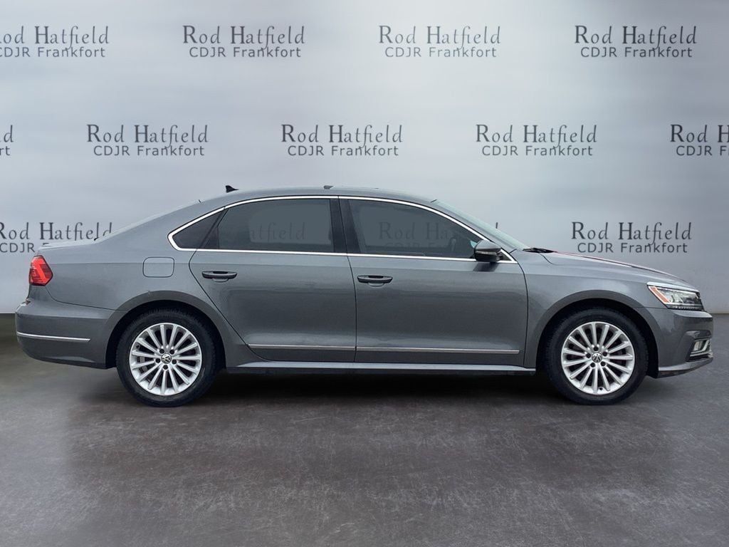 2016 Volkswagen Passat 1.8T SE