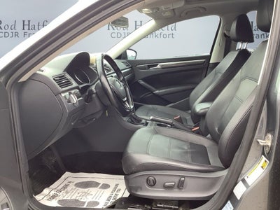 2016 Volkswagen Passat 1.8T SE