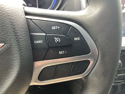 2023 Chrysler 300 Touring