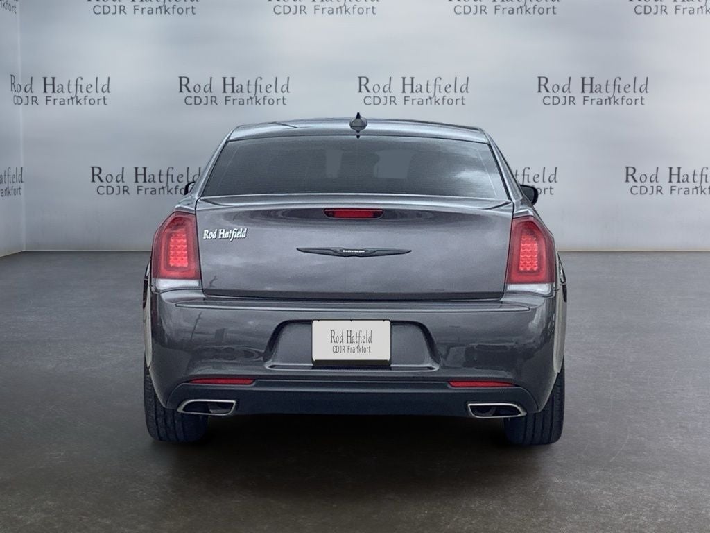 2023 Chrysler 300 Touring