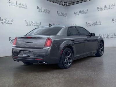 2023 Chrysler 300 Touring