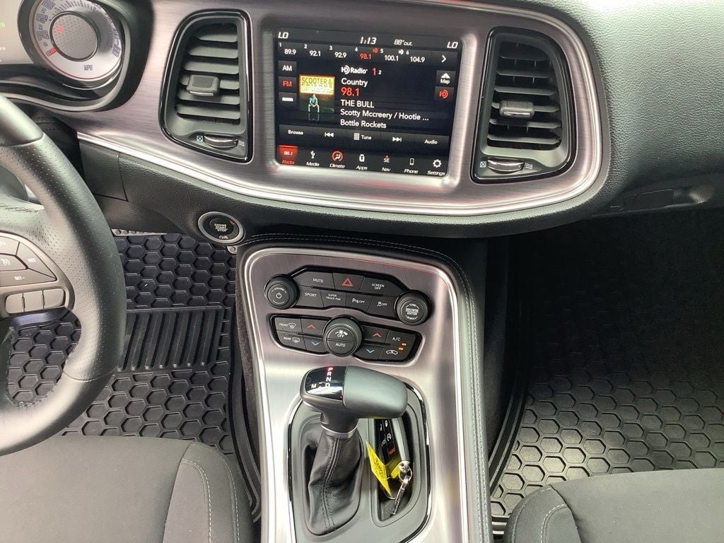 2018 Dodge Challenger 392 Hemi Scat Pack Shaker