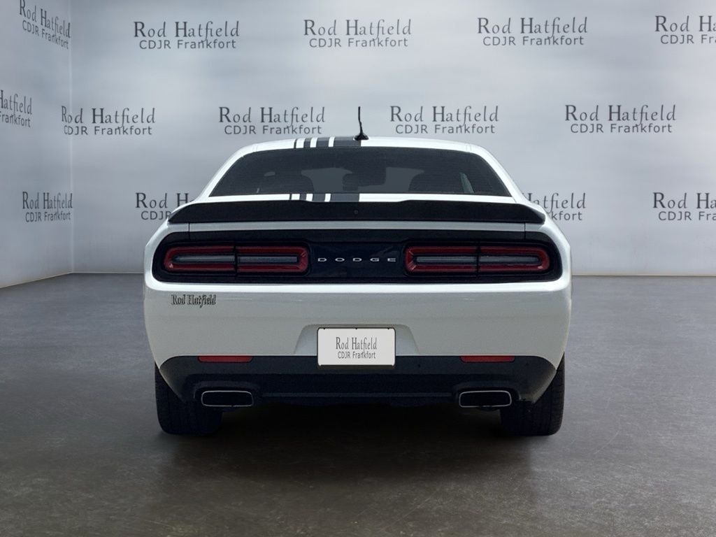 2018 Dodge Challenger 392 Hemi Scat Pack Shaker
