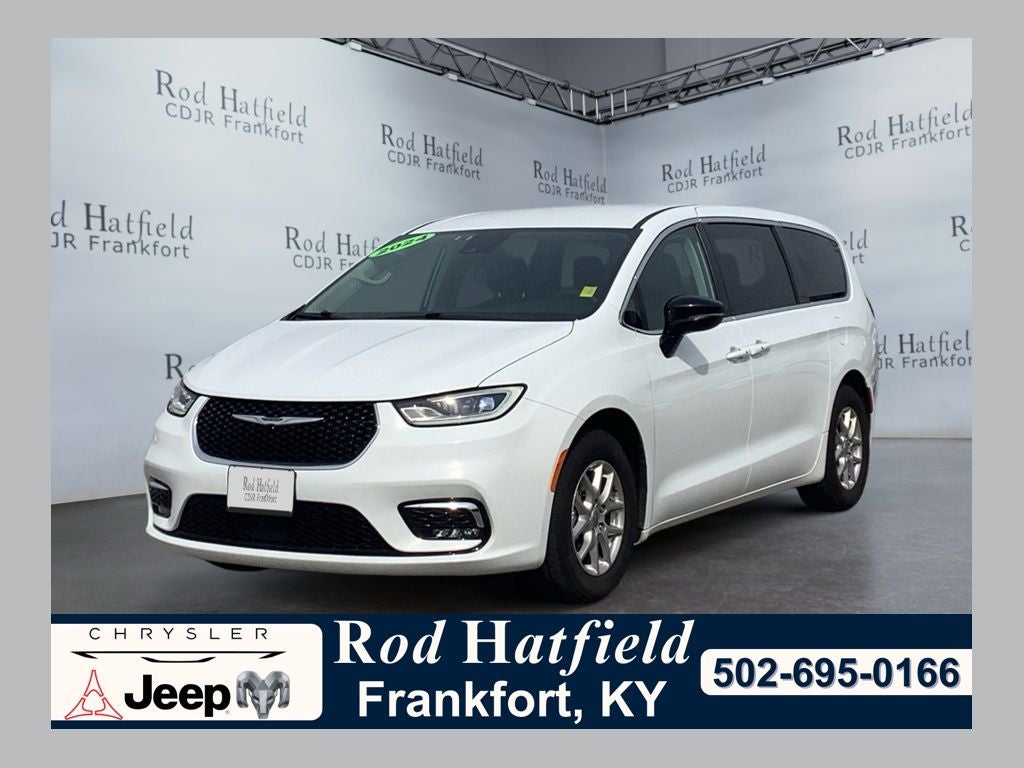 2024 Chrysler Pacifica Touring L