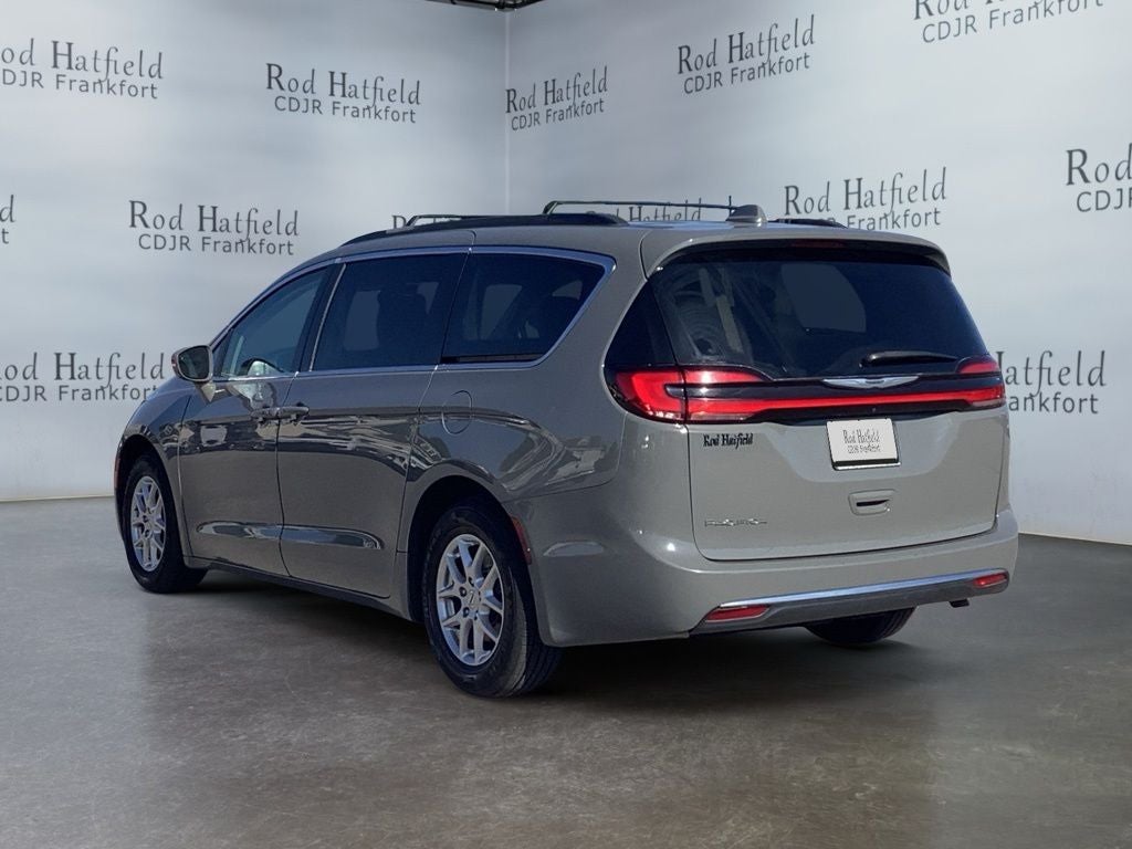 2022 Chrysler Pacifica Touring L