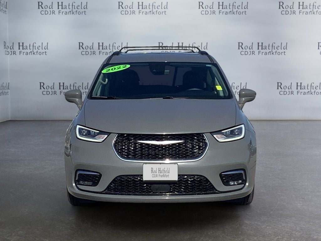 2022 Chrysler Pacifica Touring L