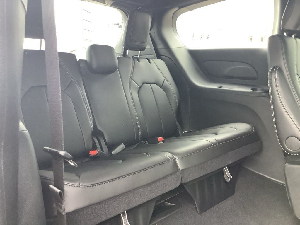 2026 Chrysler Voyager VOYAGER LX