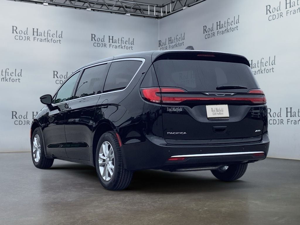 2027 Chrysler Pacifica PACIFICA SELECT AWD
