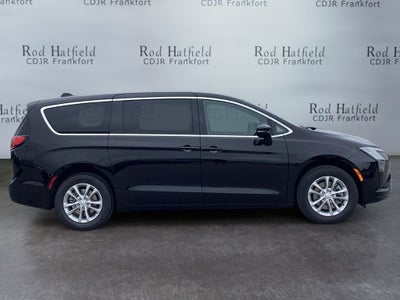 2027 Chrysler Pacifica PACIFICA SELECT AWD