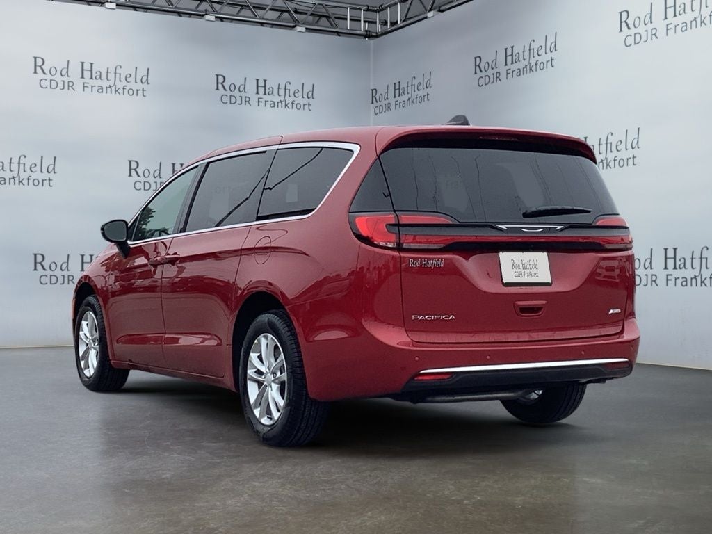 2027 Chrysler Pacifica PACIFICA SELECT AWD