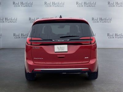 2027 Chrysler Pacifica PACIFICA SELECT AWD