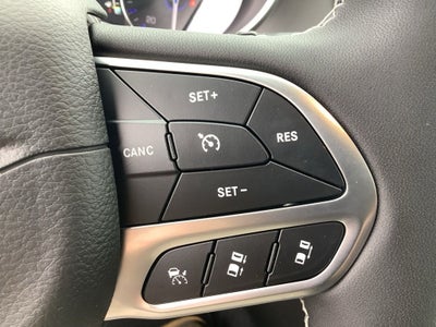 2027 Chrysler Pacifica PACIFICA SELECT AWD