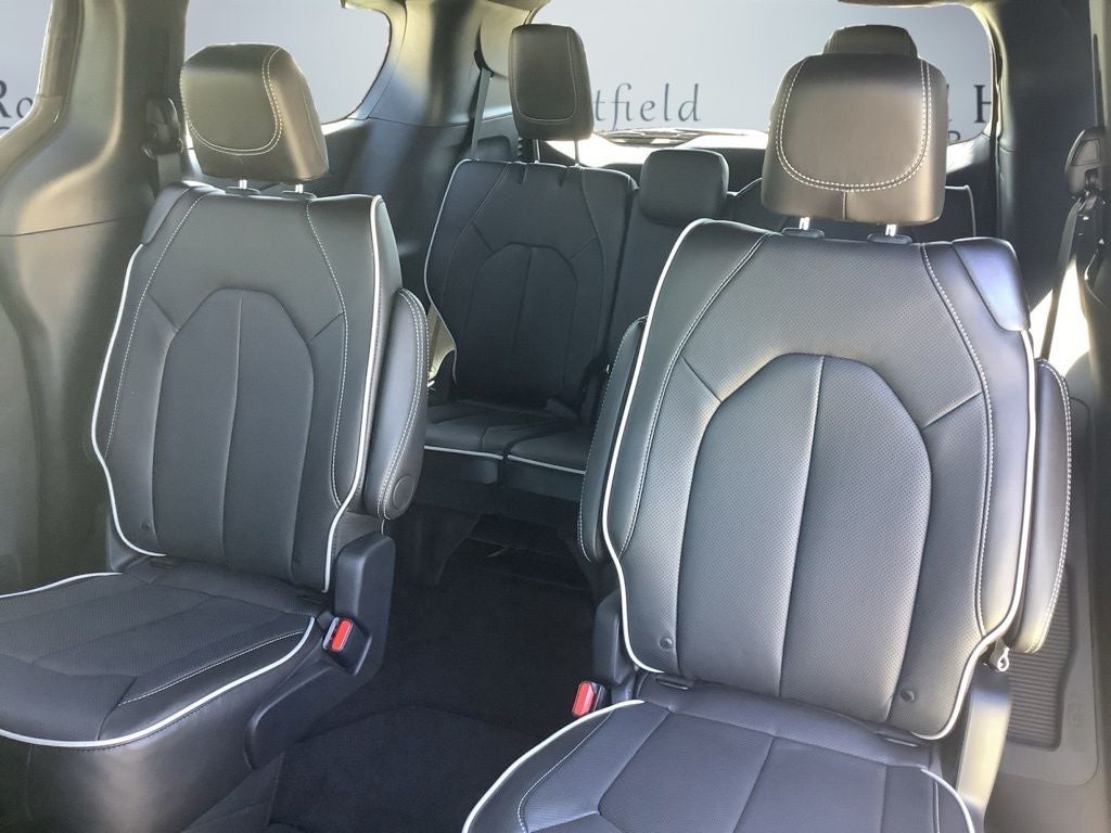 2027 Chrysler Pacifica PACIFICA LIMITED AWD