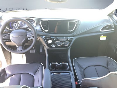 2027 Chrysler Pacifica PACIFICA LIMITED AWD