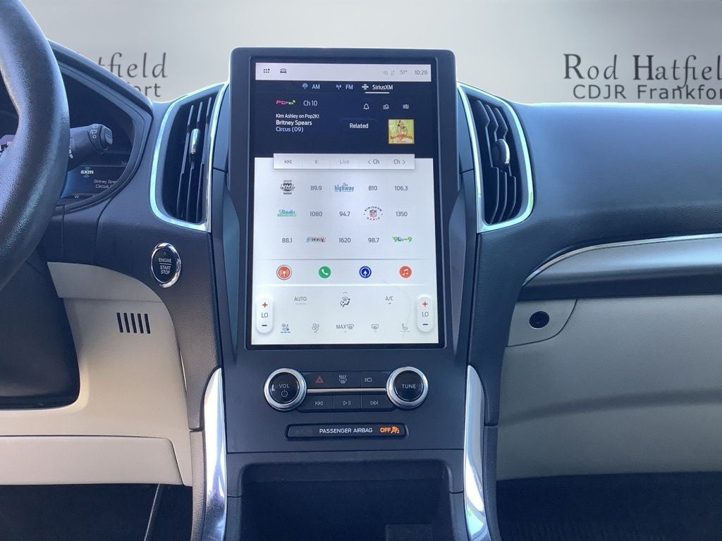 2023 Ford Edge Titanium
