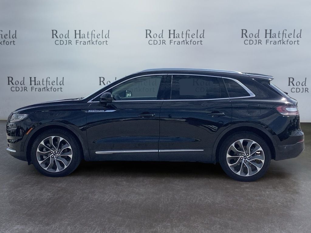2022 Lincoln Nautilus Reserve