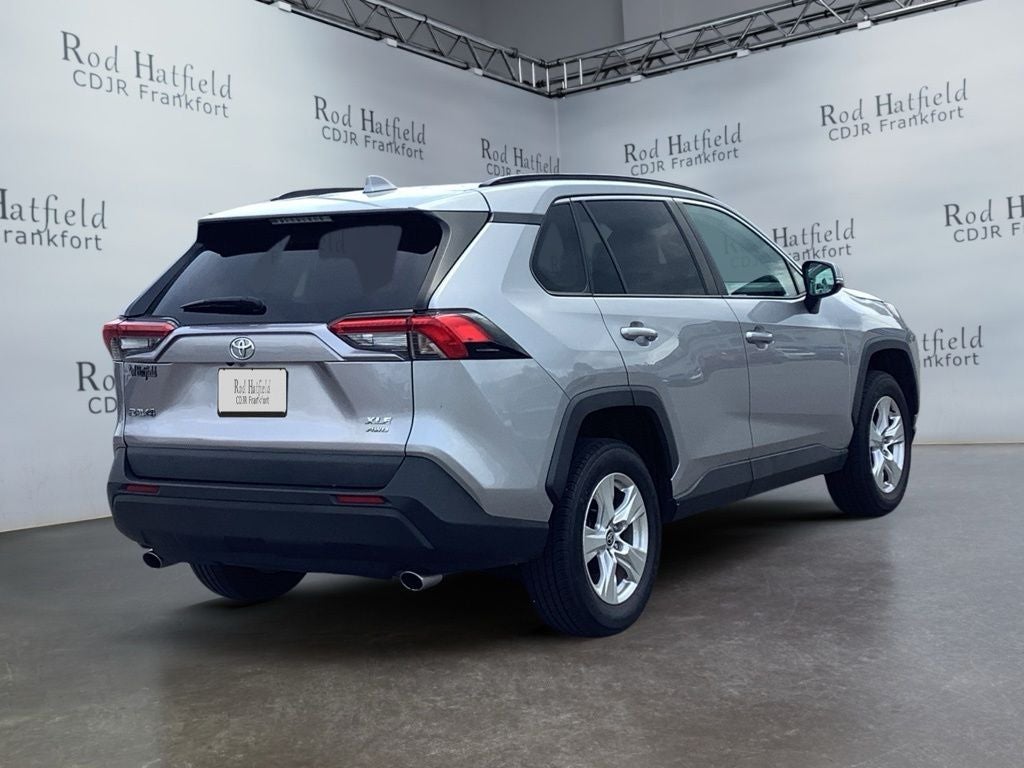 2021 Toyota RAV4 XLE