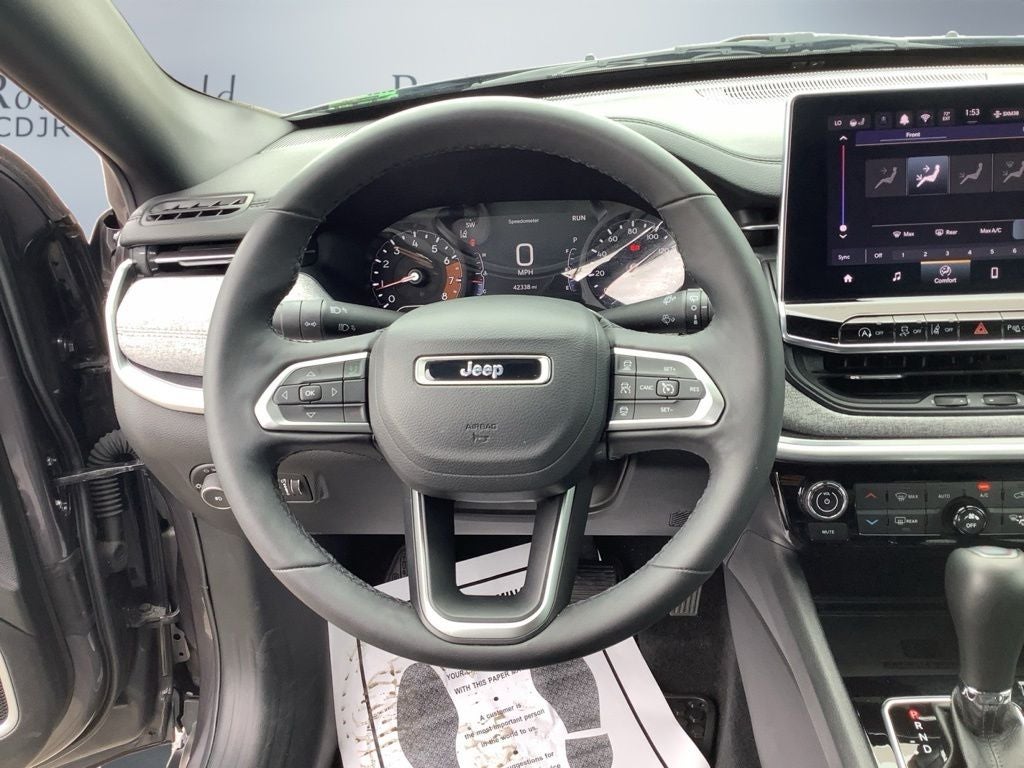 2024 Jeep Compass Latitude Lux