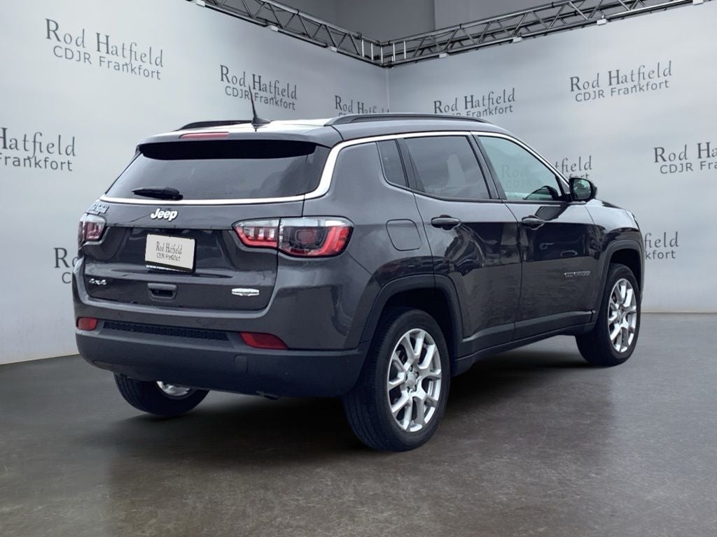 2024 Jeep Compass Latitude Lux