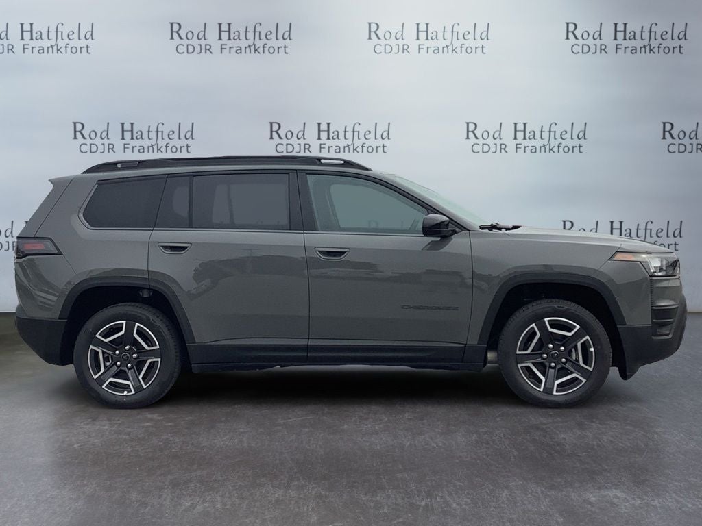 2026 Jeep Cherokee CHEROKEE LAREDO 4X4