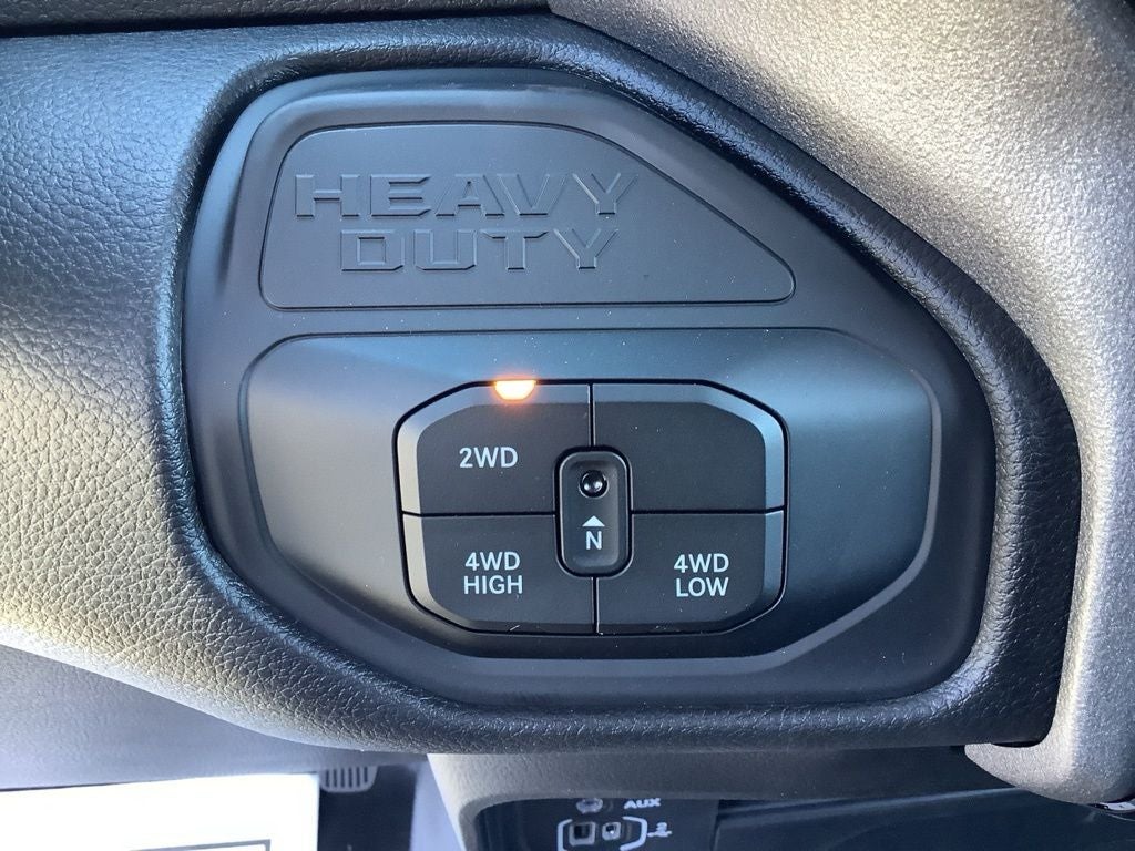 2026 RAM Ram 3500 RAM 3500 TRADESMAN CREW CAB 4X4 6'4' BOX