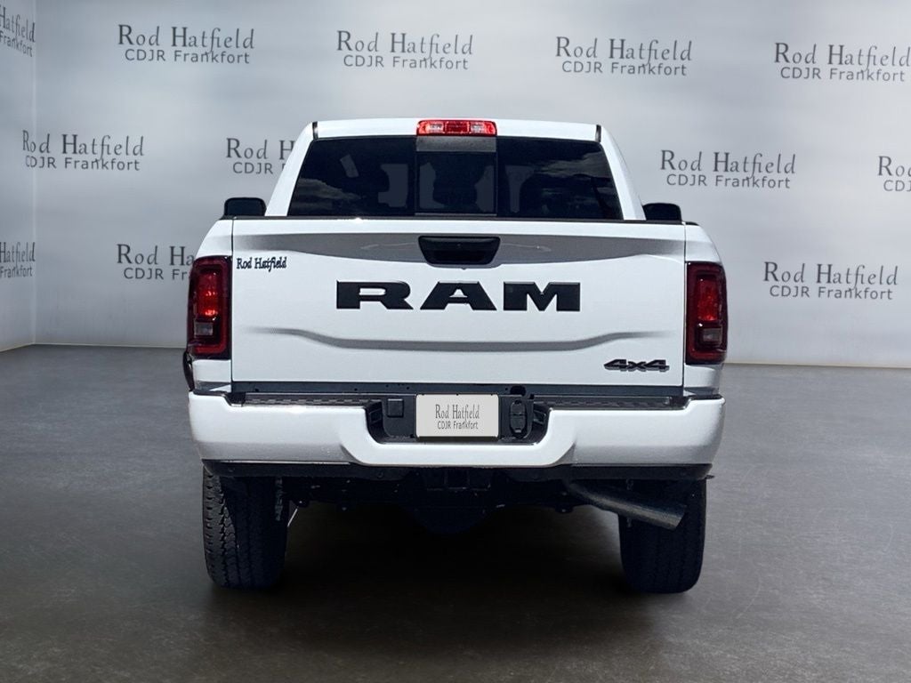 2026 RAM Ram 2500 RAM 2500 BLACK EXPRESS CREW CAB 4X4 6'4' BOX