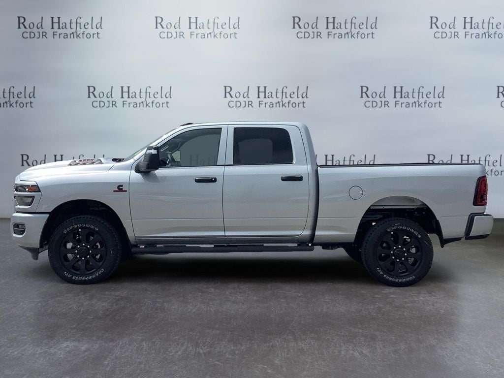 2026 RAM Ram 2500 RAM 2500 BLACK EXPRESS CREW CAB 4X4 6'4' BOX