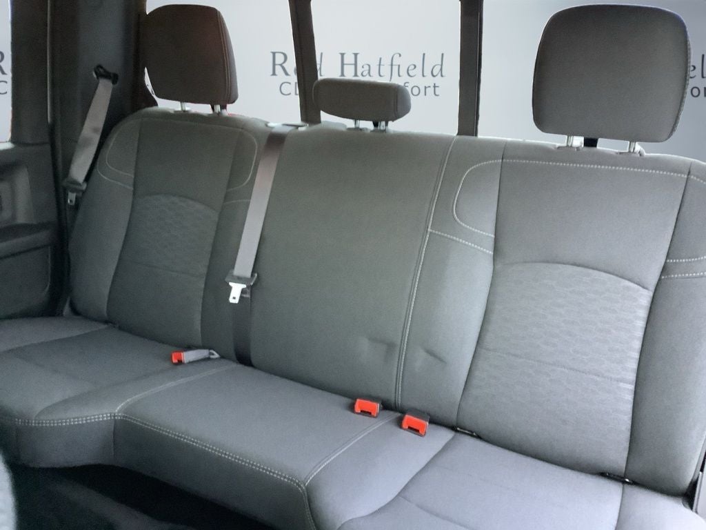 2026 RAM Ram 2500 RAM 2500 BLACK EXPRESS CREW CAB 4X4 6'4' BOX