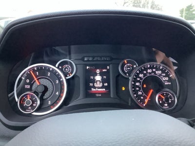 2026 RAM Ram 2500 RAM 2500 BLACK EXPRESS CREW CAB 4X4 6'4' BOX